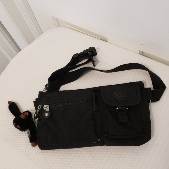 EC Kipling Presto Convertible Waist/Sling Bag, Lightweight, Black - Picture 1 of 14